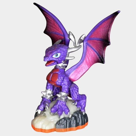 Cynder Skylanders Giants Figure.